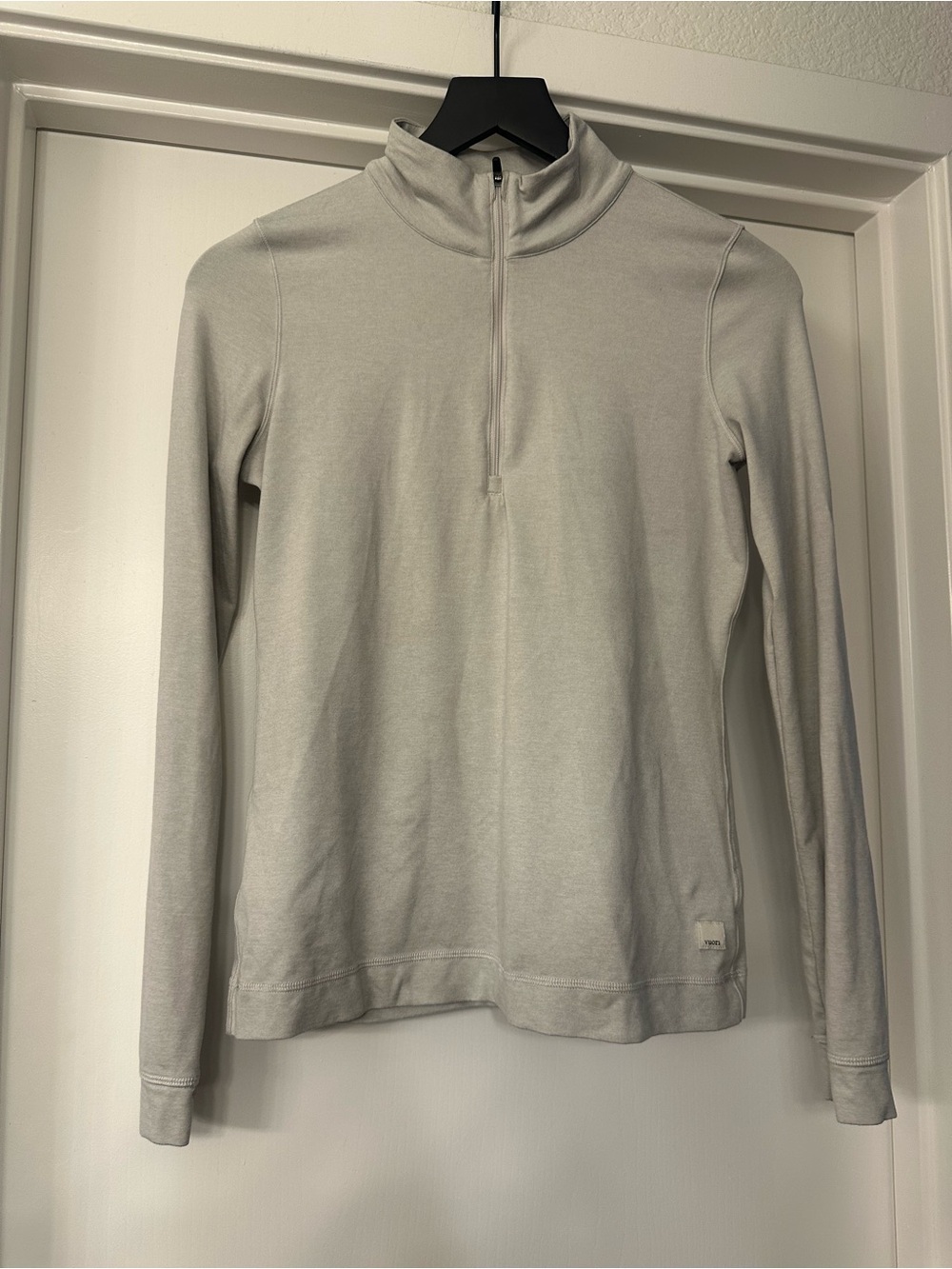 Vuori Women's Light cream Zip Mock Neck Pullover